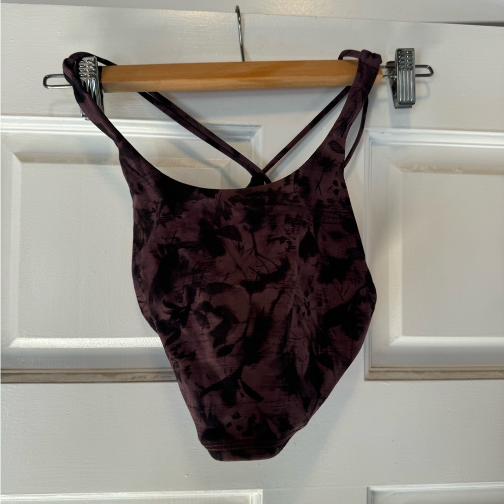 lululemon size 4 sports bra